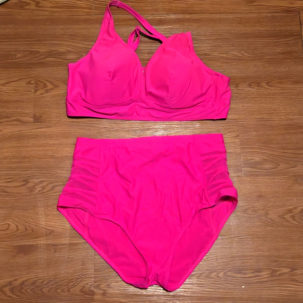 Torrid binki | sheer criss cross sides | size 2 | Barbie Pink